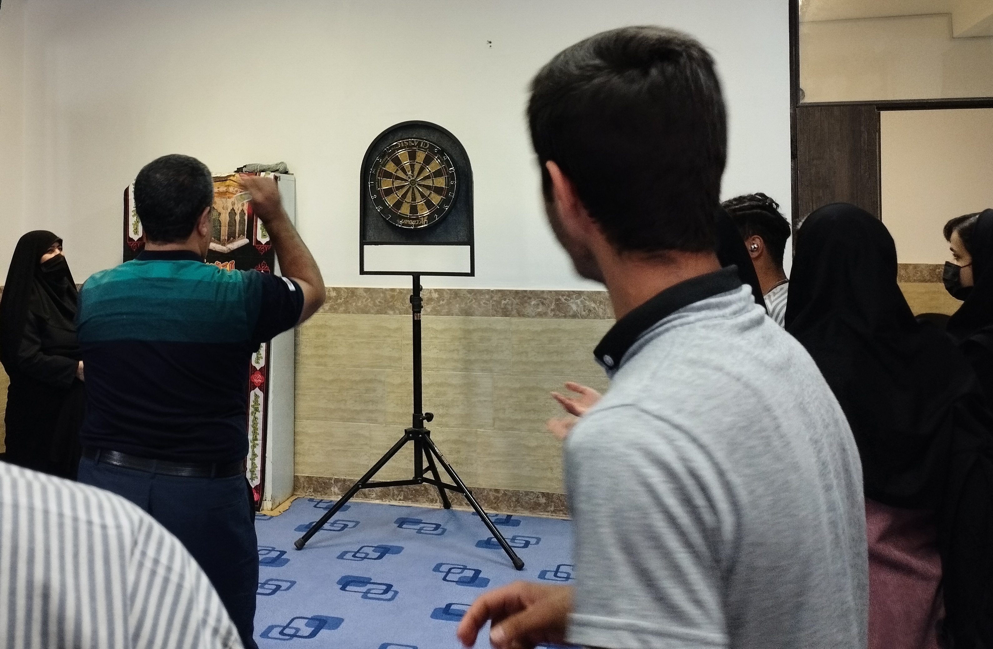 مسابقه فرهنگی ورزشی دارت و فریزبی به مناسبت روز دانشجو