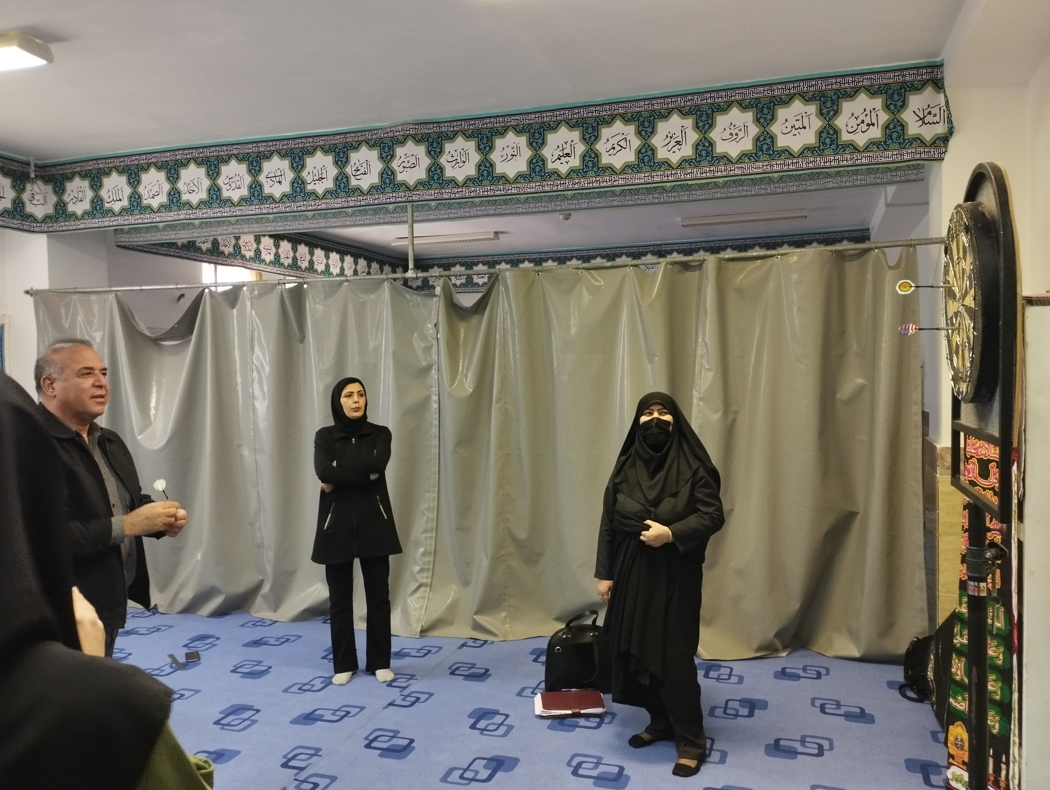 مسابقه فرهنگی ورزشی دارت و فریزبی به مناسبت روز دانشجو