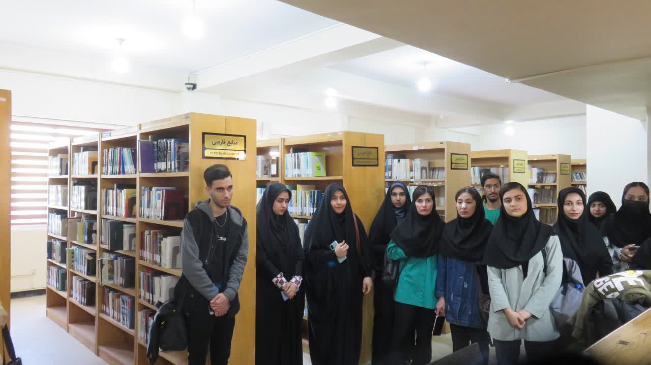 بازدید علمی دانشجویان از پژوهشکده میگو