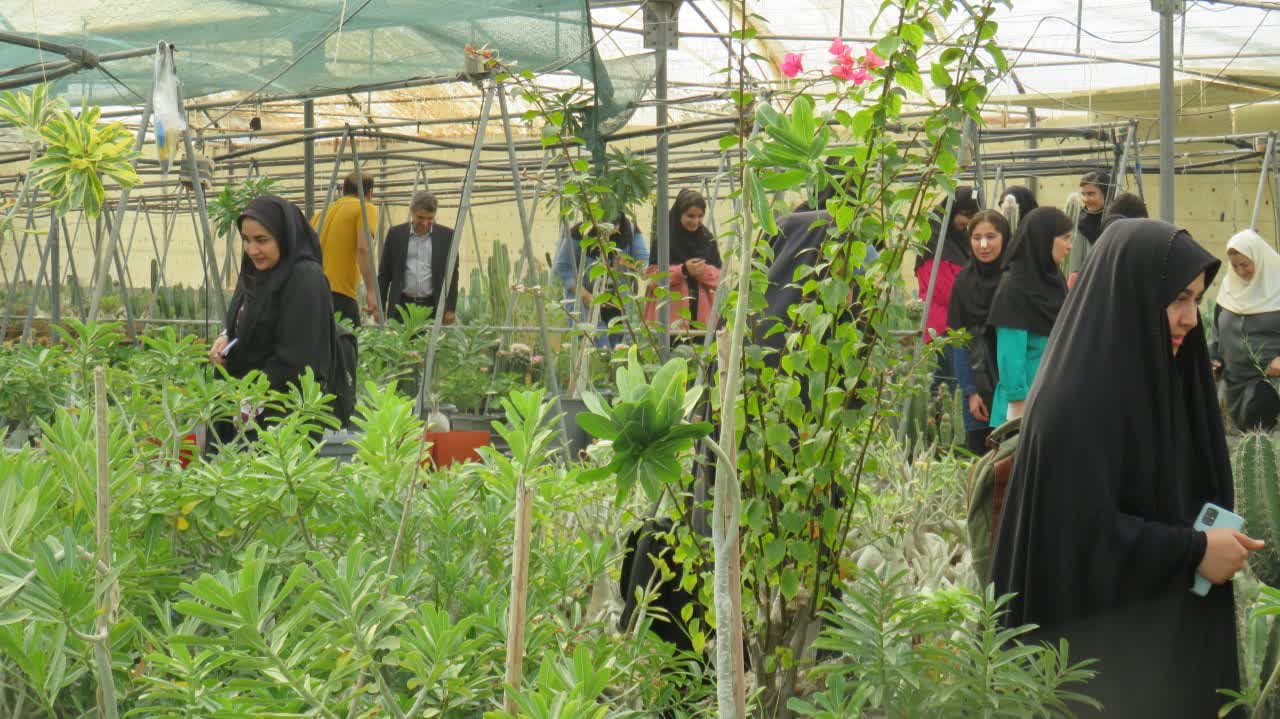 بازدید علمی دانشجویان از پژوهشکده میگو