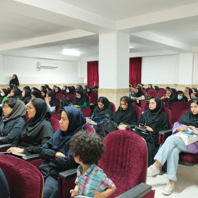 تصاویری از مراسم بزرگداشت روز استاد در موسسه آموزش عالی خرد